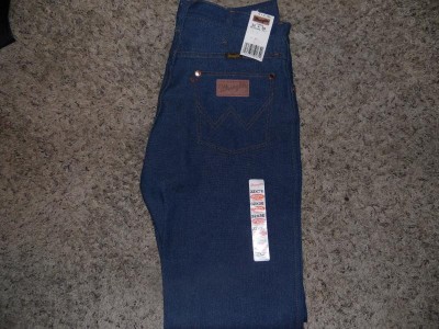 Wrangler 13MWZ 32x36 2.jpg