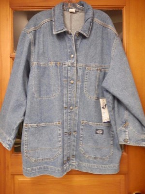 Dockers jacket size L 1.jpg